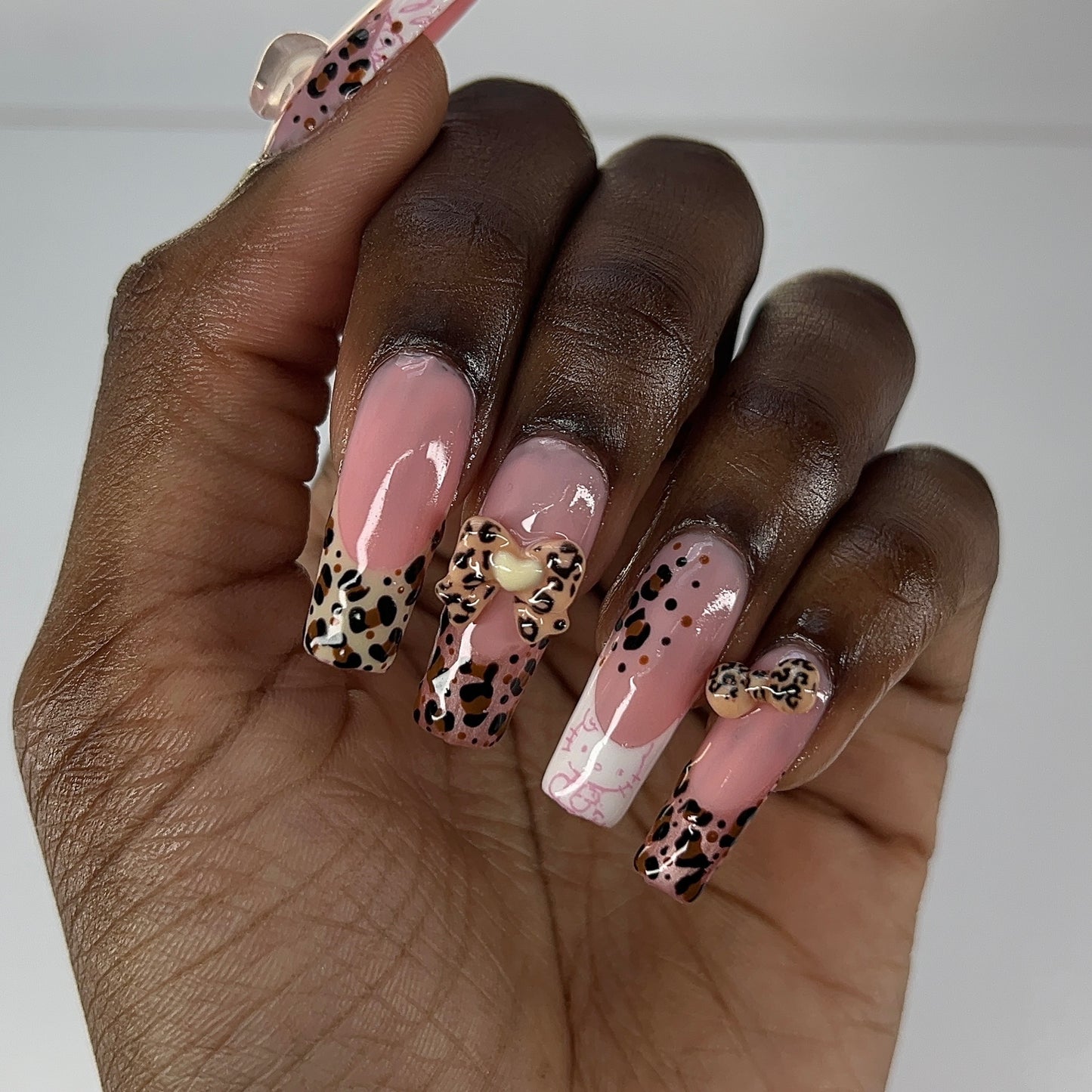 Diary of a Leopard Kitty 💖🐆